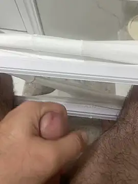 Heros2000 online show from 11/26/25, 04:02