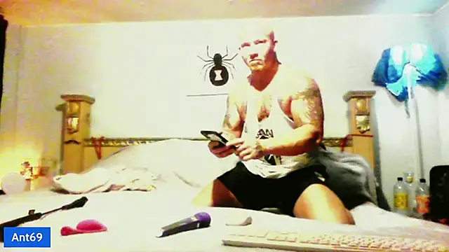 AntMeich6969 online show from 10/06/25, 01:58