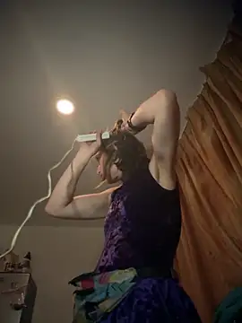 MrsSizzle online show from 10/18/25, 07:31