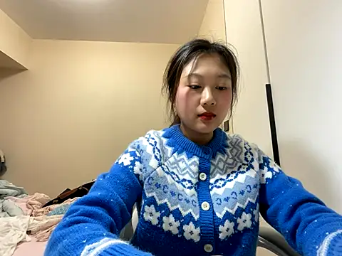 xena0501 online show from 11/06/25, 10:49