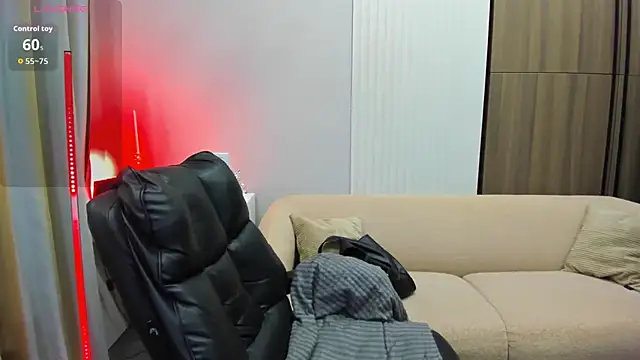 Snapshot of _Shy_Jenny_ chatting on 11/22/25, 01:15 Shy Jenny online show from 11/22/25, 01:15