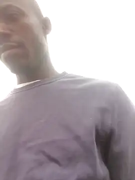 Snapshot of Pnice chatting on 11/17/25, 07:36 Pnice online show from 11/17/25, 07:36