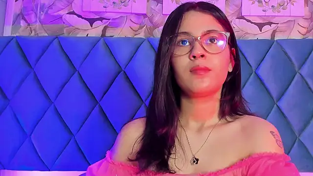 MaiaaCandy online show from 12/16/25, 09:31