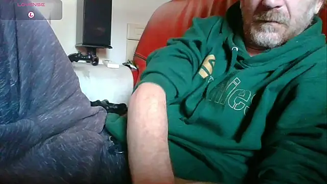 Snapshot of Vrenico-SC chatting on 10/05/25, 10:57 Vrenico-SC online show from 10/05/25, 10:57