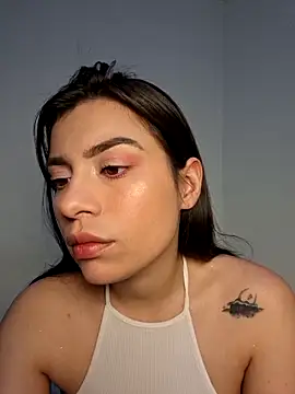 Snapshot of AmaiaSalvatore chatting on 09/26/25, 09:41 AmaiaSalvatore online show from 09/26/25, 09:41