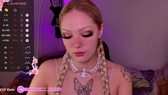 Snapshot of LeksaCandy chatting on 11/28/25, 04:15 LeksaCandy online show from 11/28/25, 04:15