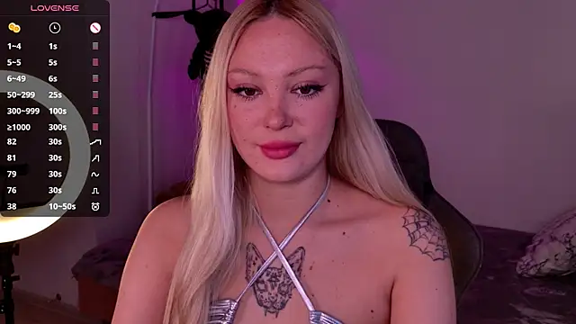 Snapshot of LeksaCandy chatting on 12/16/25, 03:17 LeksaCandy online show from 12/16/25, 03:17