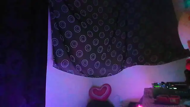 DjDiCKmannOnE online show from 07/21/26, 08:33