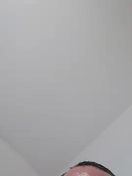 Snapshot of Parejabdsm90 chatting on 10/21/25, 04:24 Parejabdsm90 online show from 10/21/25, 04:24