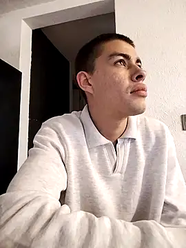 Snapshot of Loveshady981 chatting on 10/07/25, 06:49 Loveshady981 online show from 10/07/25, 06:49