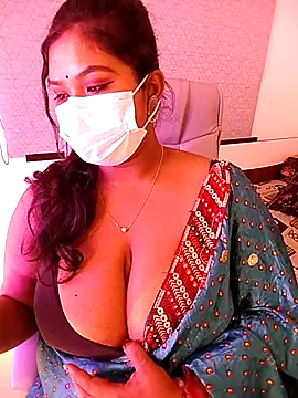 Cutee Amrita online show from 06/13/26, 11:02
