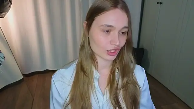 lisa schiele online show from 05/19/26, 08:26