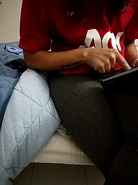 Snapshot of alicepavia22 chatting on 10/02/25, 09:11 alicepavia22 online show from 10/02/25, 09:11