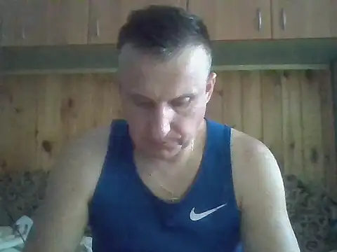 Maksymilian1 online show from 06/17/26, 05:36