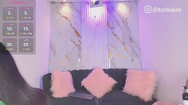 Snapshot of Mhiaa_Sweet chatting on 09/19/25, 12:17 Mhiaa Sweet online show from 09/19/25, 12:17