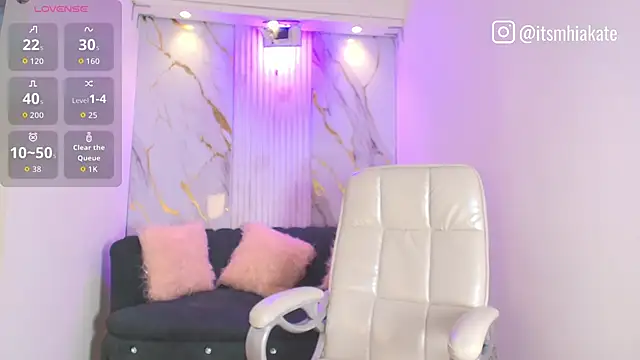 Snapshot of Mhiaa_Sweet chatting on 10/04/25, 12:03 Mhiaa Sweet online show from 10/04/25, 12:03