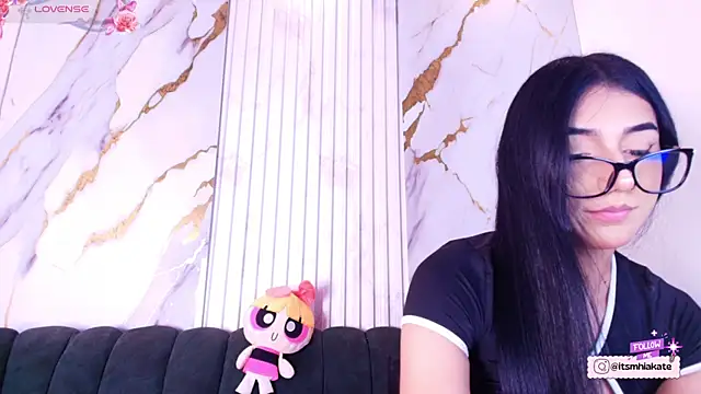 Mhiaa Sweet online show from 05/11/26, 02:45