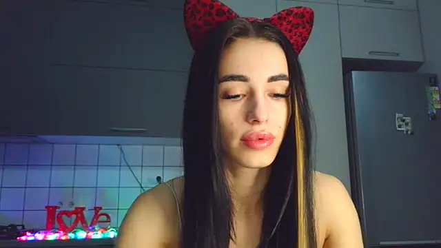 EvaMelnik online show from 10/22/25, 03:23