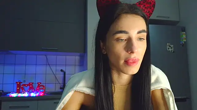 EvaMelnik online show from 10/27/25, 03:49