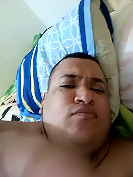 Snapshot of Andresdavid33 chatting on 09/20/25, 06:25 Andresdavid33 online show from 09/20/25, 06:25
