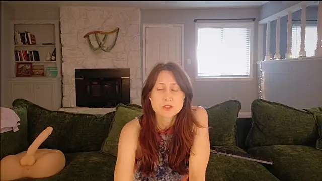 Snapshot of MommyGoddessL chatting on 06/27/26, 11:54 MommyGoddessL online show from 06/27/26, 11:54