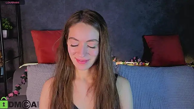 Agnes Wells online show from 12/04/25, 09:18