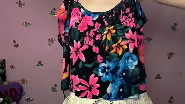 Snapshot of FeelMe__ chatting on 12/05/25, 08:45 FeelMe online show from 12/05/25, 08:45