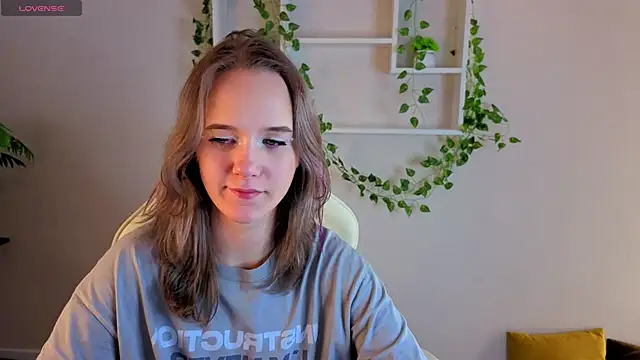 Casey Sweeet online show from 11/26/25, 09:54