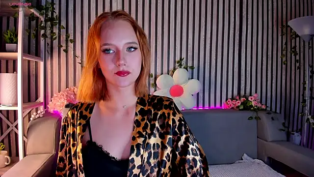 Casey Sweeet online show from 07/06/26, 11:51