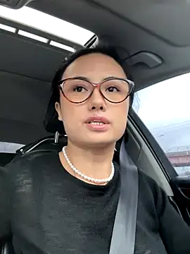 wen521 online show from 09/18/25, 01:18