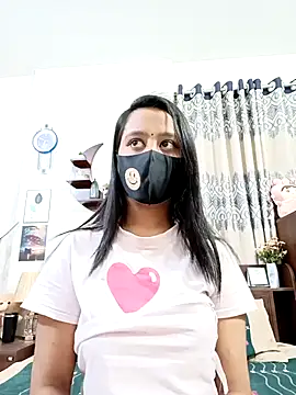 Snapshot of Prova-2 chatting on 11/20/25, 12:49 Prova-2 online show from 11/20/25, 12:49