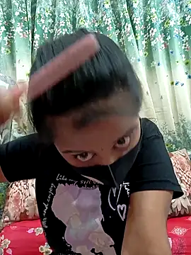 Snapshot of Prova-2 chatting on 11/23/25, 06:52 Prova-2 online show from 11/23/25, 06:52