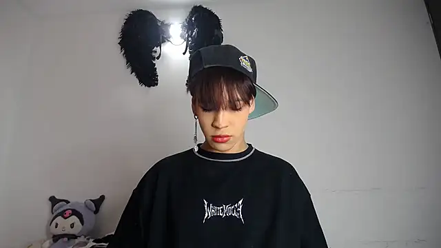 lucky stricke online show from 10/28/25, 04:27