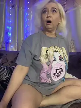SquirtMilf00 online show from 01/17/25, 10:56
