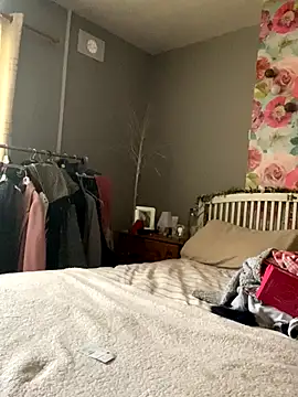 Snapshot of Sassylady chatting on 10/15/25, 03:01 Sassylady online show from 10/15/25, 03:01