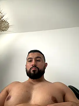 Snapshot of DoctorArabe3 chatting on 11/14/25, 08:18 DoctorArabe3 online show from 11/14/25, 08:18