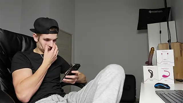 Mark Karson online show from 09/29/25, 07:40