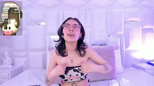 Im Molly Angel online show from 11/19/25, 08:31