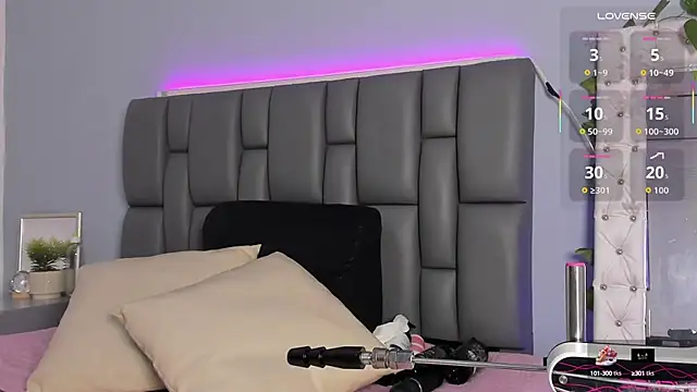  jasmine blush online show from 10/13/25, 01:44