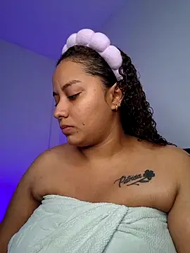 Nicoll 31 online show from 12/05/25, 12:08