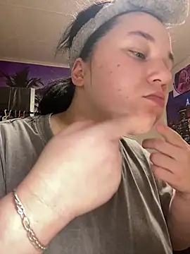 Snapshot of Kemeli008 chatting on 11/08/25, 07:12 Kemeli008 online show from 11/08/25, 07:12