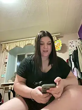 Snapshot of Kemeli008 chatting on 12/18/25, 07:31 Kemeli008 online show from 12/18/25, 07:31