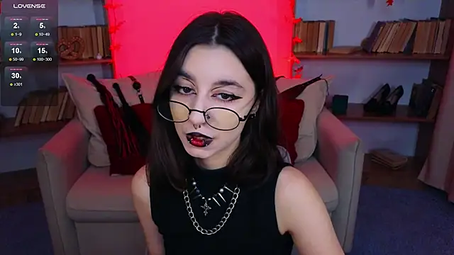 Mistress  Marcelline online show from 10/02/25, 08:54