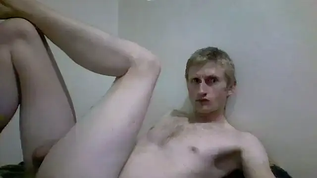 Snapshot of tcute0 chatting on 03/02/26, 08:21 tcute0 online show from 03/02/26, 08:21