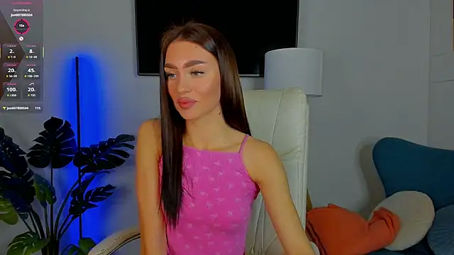 Snapshot of Cherry___Kiss chatting on 09/30/25, 06:24 Cherry Kiss online show from 09/30/25, 06:24