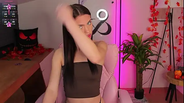 Snapshot of Cherry___Kiss chatting on 10/26/25, 09:15 Cherry Kiss online show from 10/26/25, 09:15