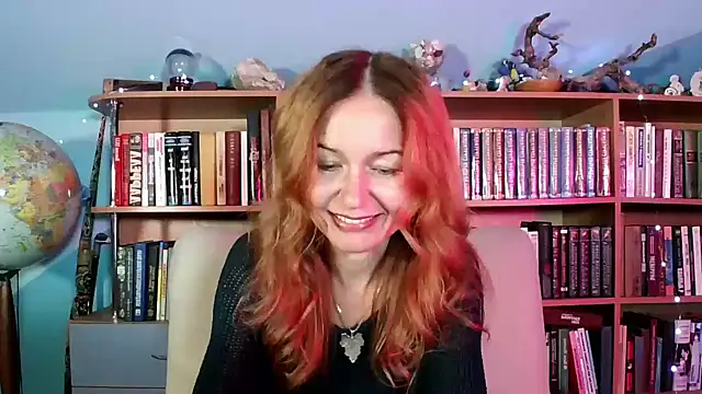 Foxilady357 online show from 10/20/25, 01:55