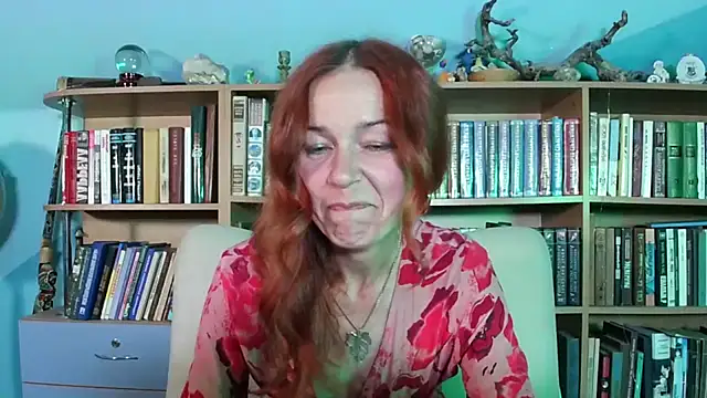 Foxilady357 online show from 06/04/26, 01:39