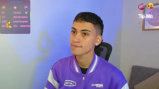 Snapshot of yulian_vasquez chatting on 09/30/25, 12:10 yulian vasquez online show from 09/30/25, 12:10