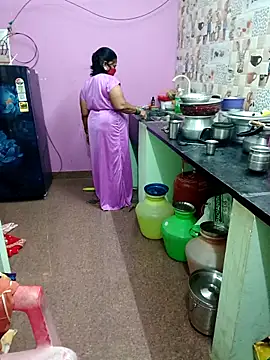 amuthasree online show from 10/21/25, 04:51